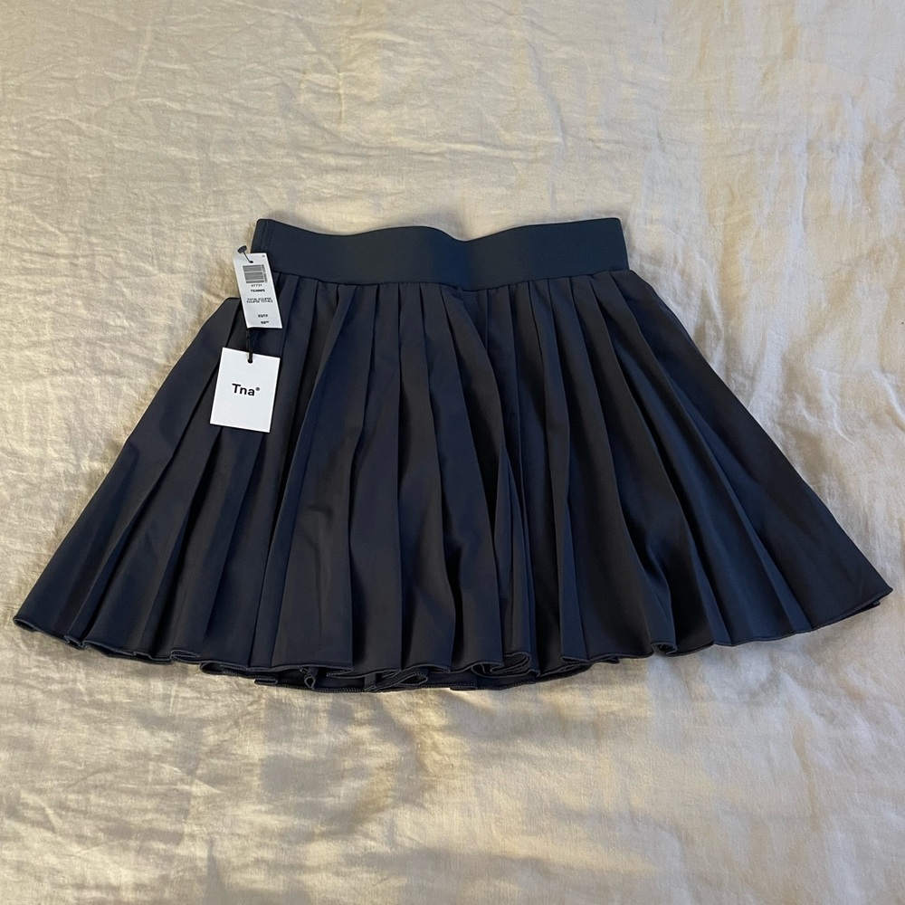 NWT Aritzia tna tennis skirt